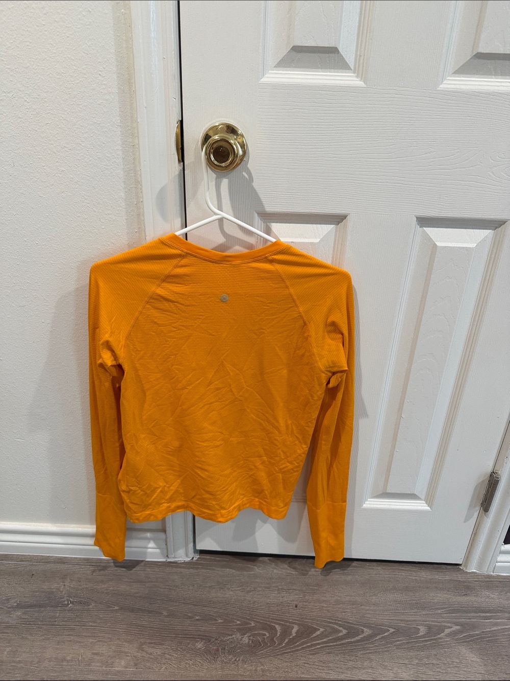lululemon athletica swiftly tech long sleeve - Picture 3 of 4